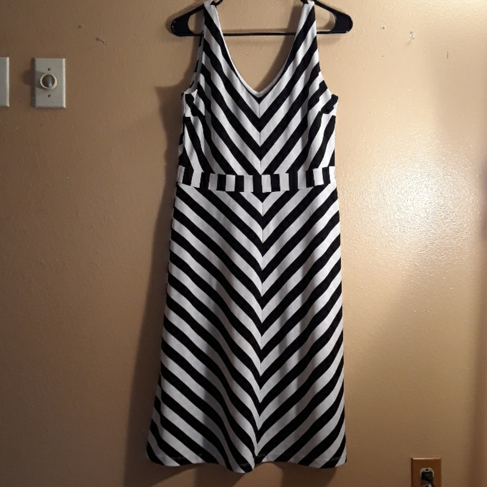 Ann Taylor Black & White Striped Dress